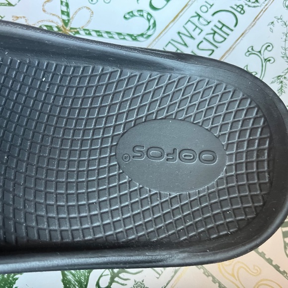Oofos black size eu 40 - Picture 2 of 3